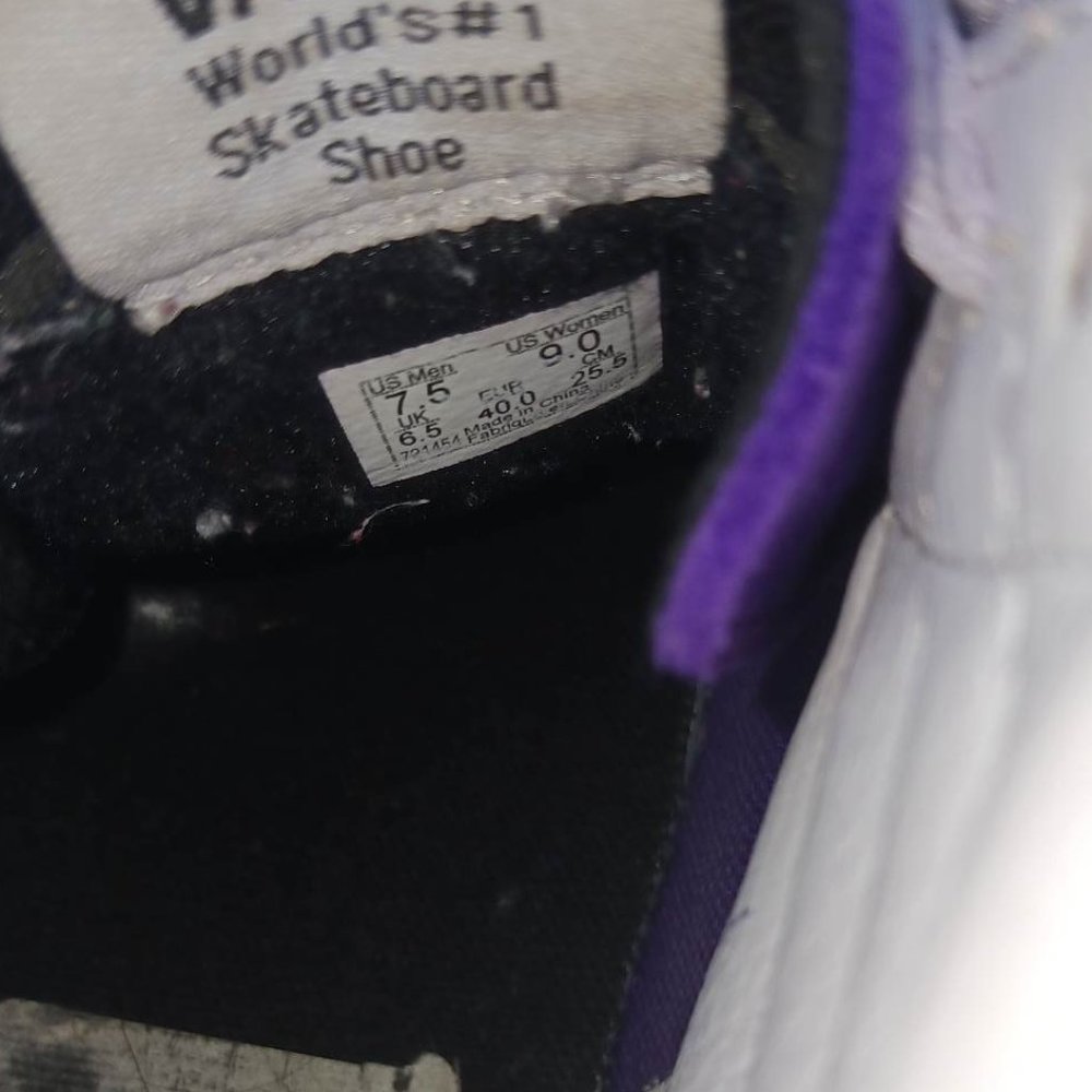 Vans Mens 7.5 Women's Size 9 Purple Rose Skater Board laced Shoes - Picture 7 of 11